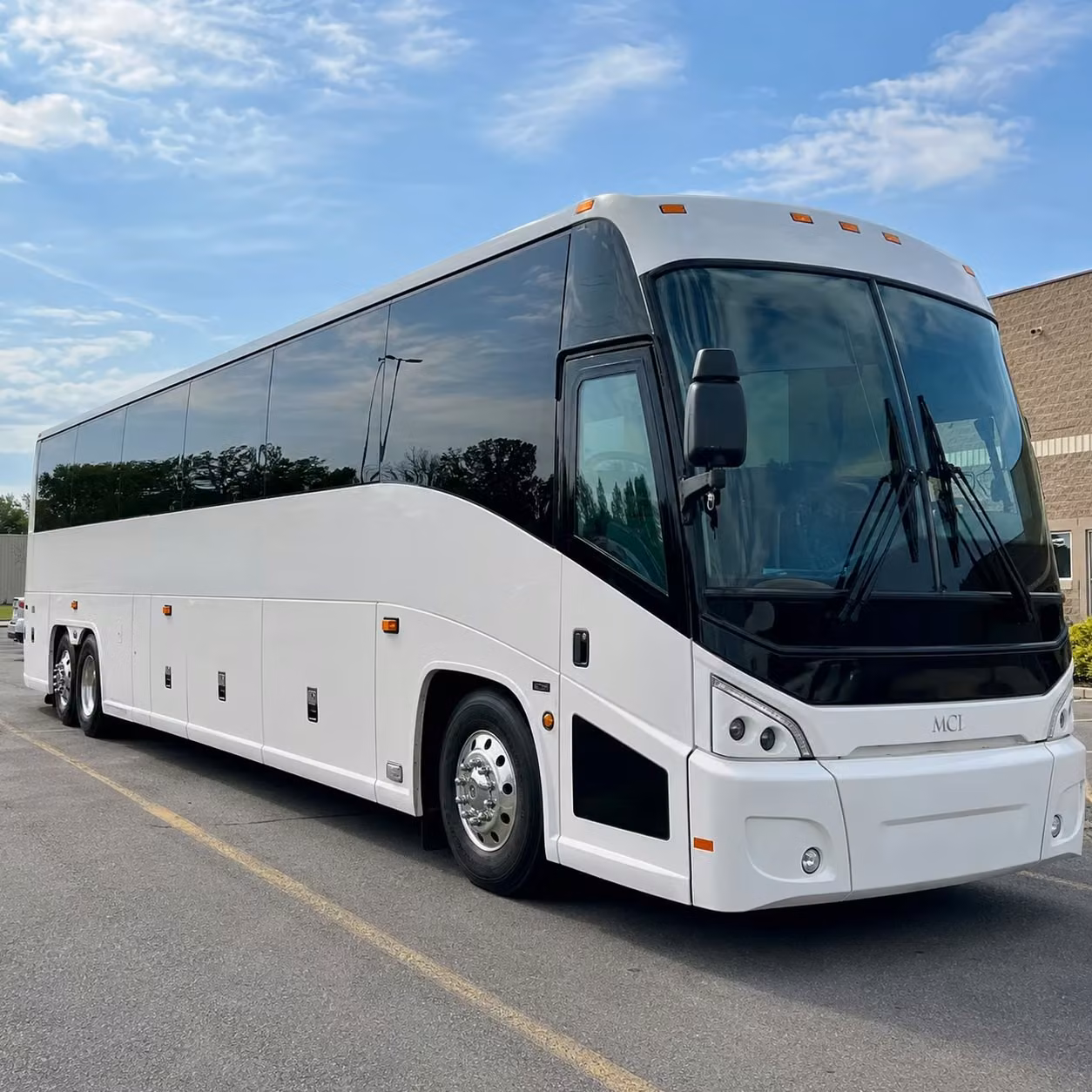 wedding guest shuttles and special event buses for long distance davie travelers